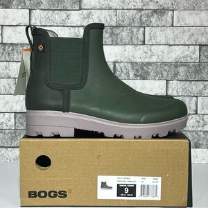 BOGS Holly Chelsea Boots Women’s 9 New Green Waterproof Boots